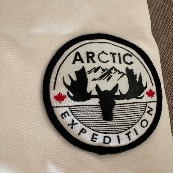 Arctic expedition women’s parka, size small (runs big) - Picture 8 of 9